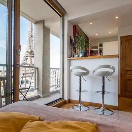 Tour Eiffel Vue Fantastique * Paris